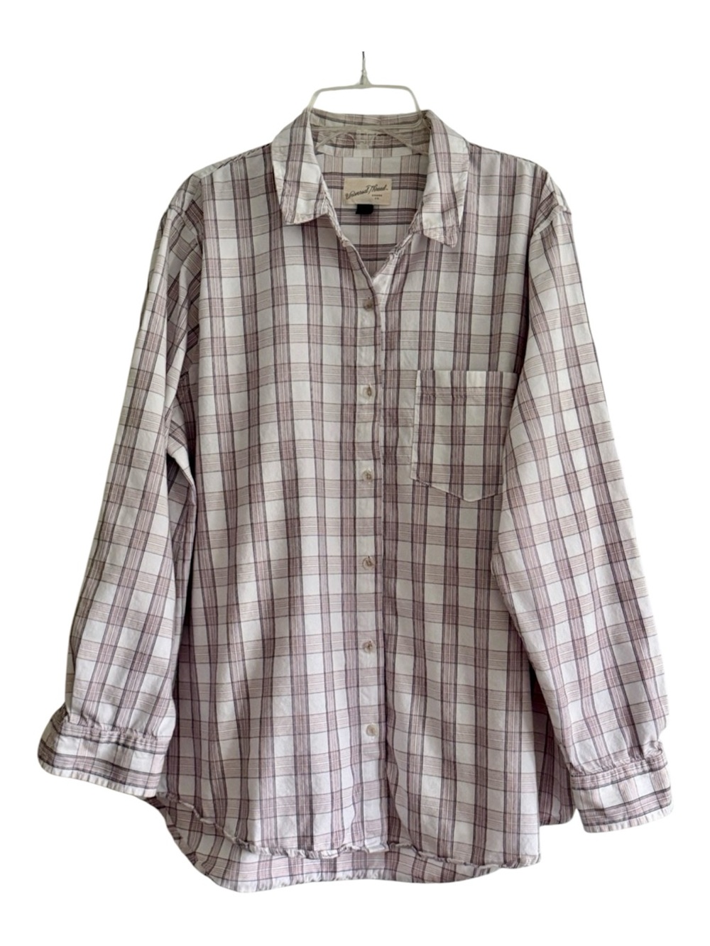 Universal Thread Women’s Plaid Oversized Button-Down Shirt - Light Pink & White